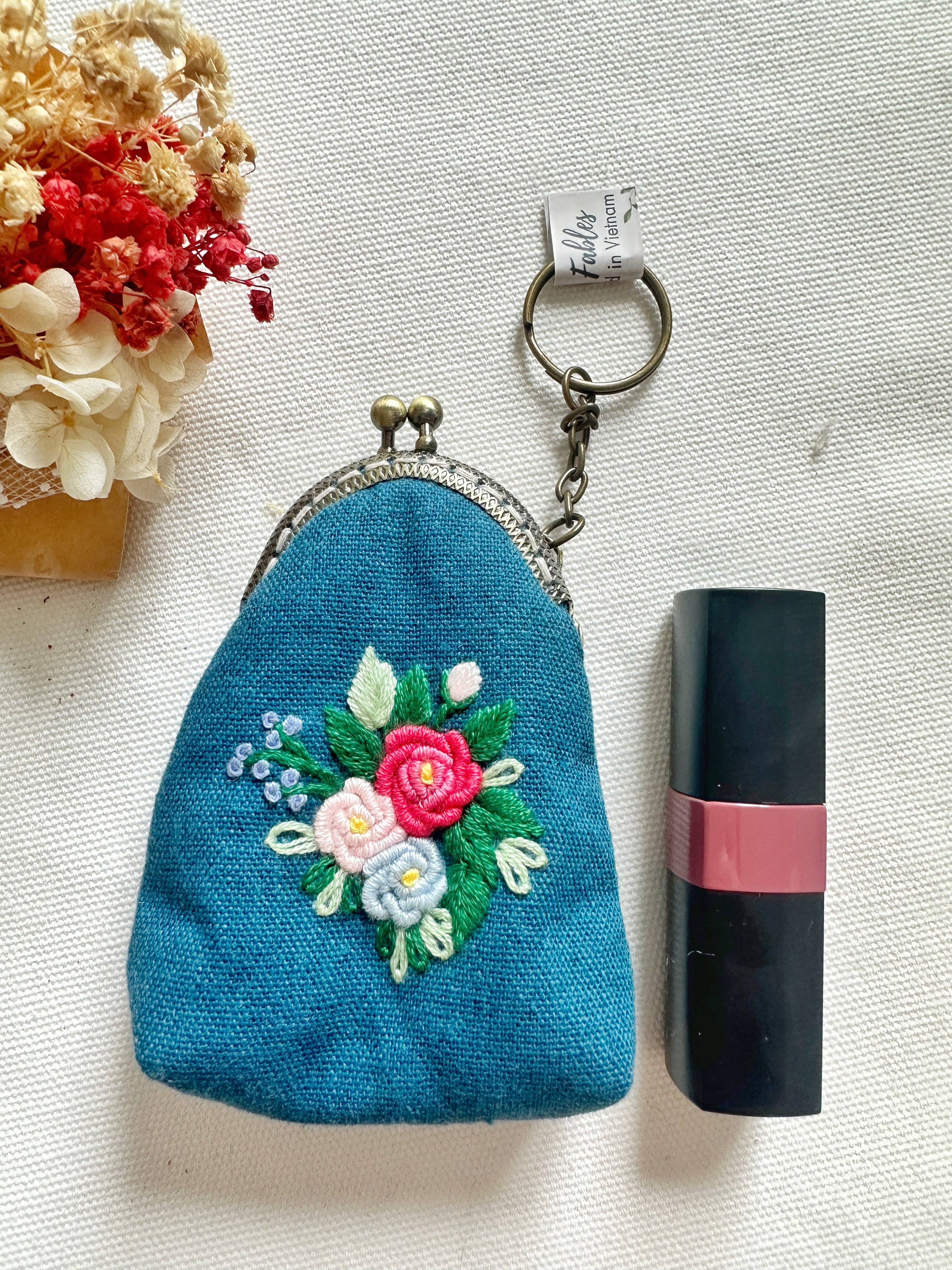 Quince Fables - Wholesale Keychain - Women's - Floral Embroidered Keychain Pouch 🪡4