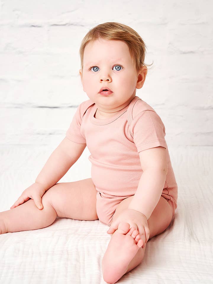 100% økologisk bomuldBaby piger kortærmet bodysuit for engroshandel hos Virtue Trade