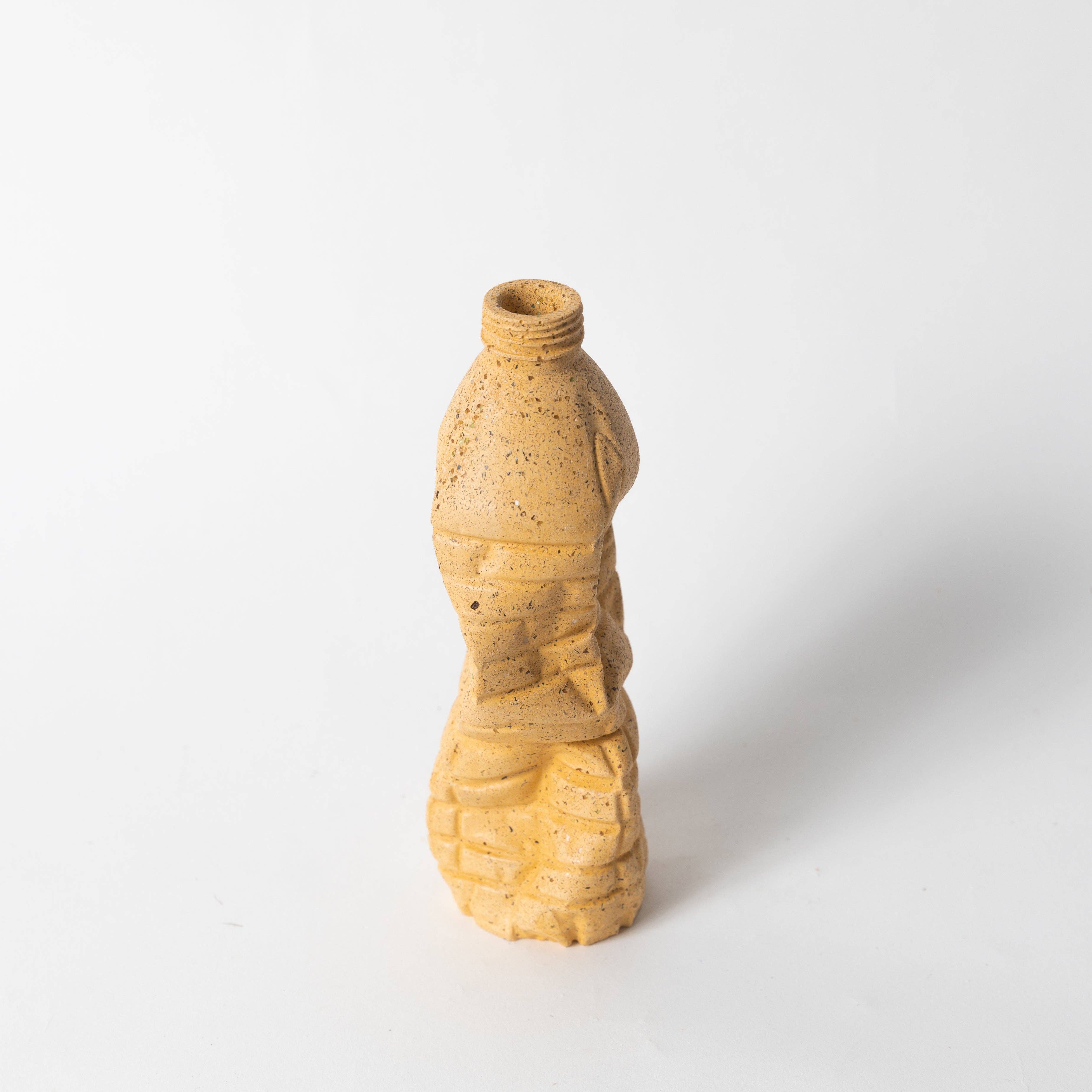 pretti.cool - Wholesale Vase - The Garbage Collection: Water Bottles8