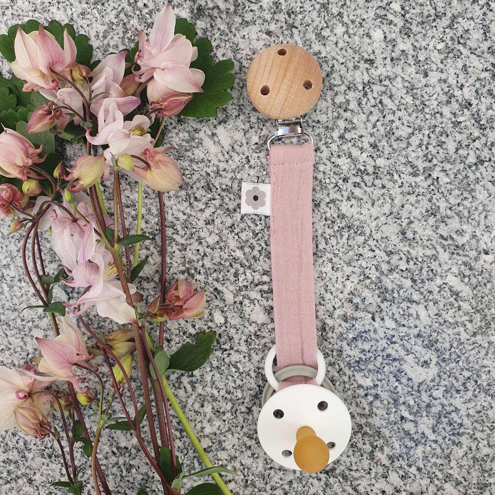 Summerville organic - Wholesale Pacifier Clip - Baby - Organic Pacifier Clip Muslin Pale Mauve2