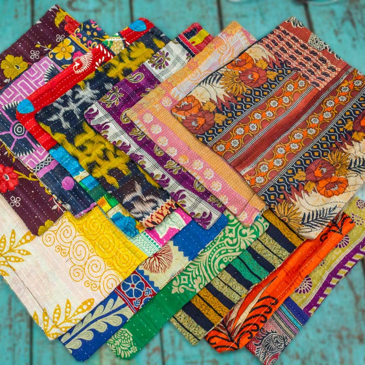 Vintage Addiction - Wholesale Sierkussensloop - 12 PK Unieke vintage Kantha kussensloop 18"x18"1