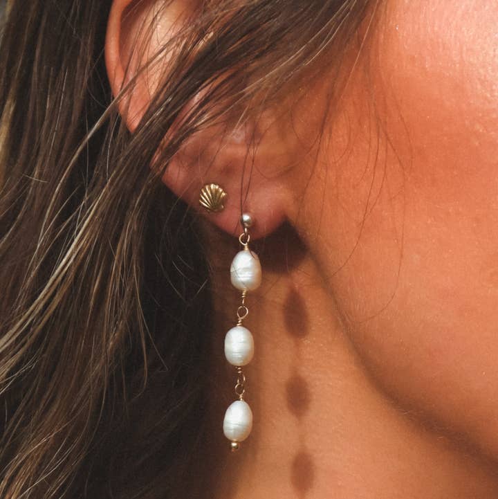 Playa Pearl Drop Earrings for wholesale by Essenshell