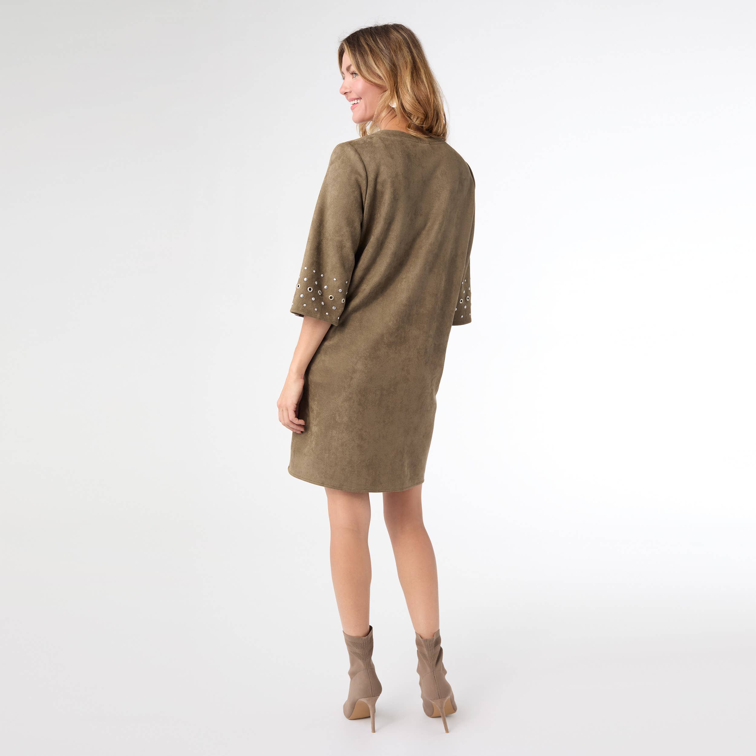 COCO + CARMEN - Vente Robe – femme - Robe en faux daim Seri avec détails de rivets - Saint-Valentin3