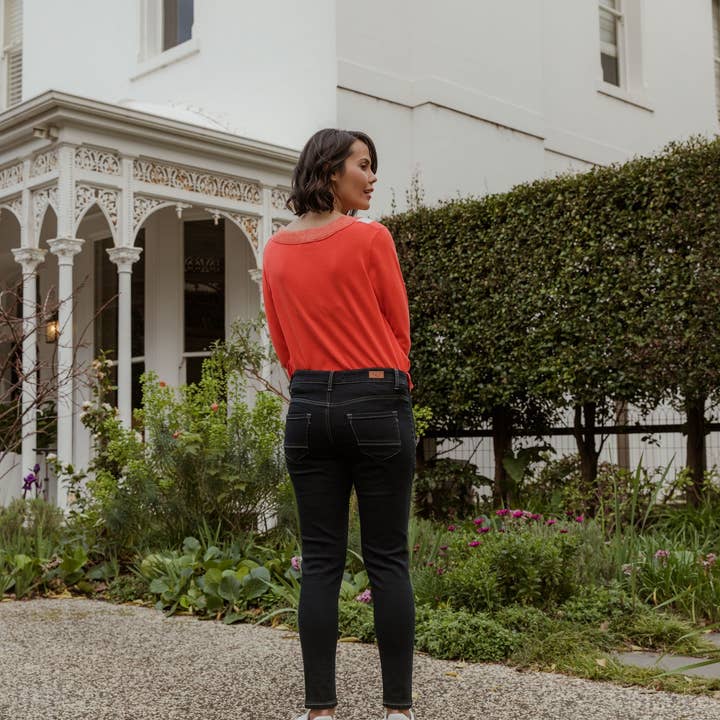 Dublin Midnight for wholesale on Faire8