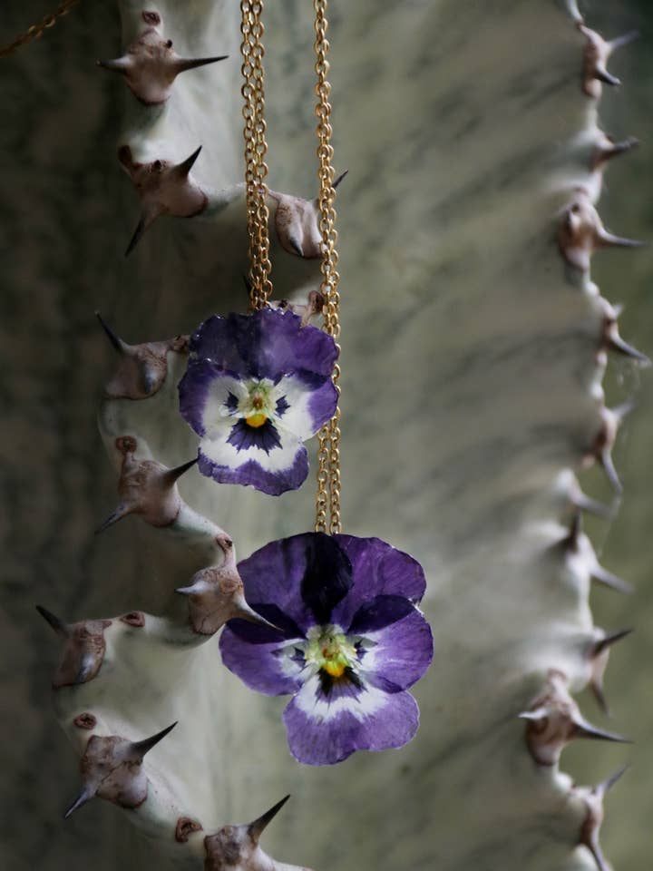 Colar Pansy Hora Dourada (Cópia) por atacado de Lakoo Designs