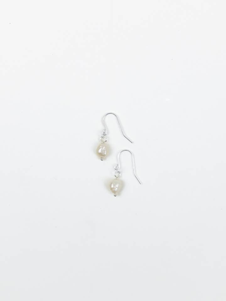 Minimal Pearl Earrings for wholesale by Emilie Pesch