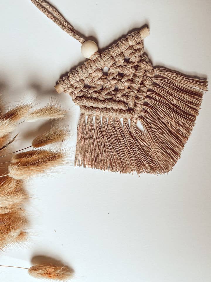 Macrame Car Charm Diffuser with Boho Accessories for wholesale by Naorvi Macrame