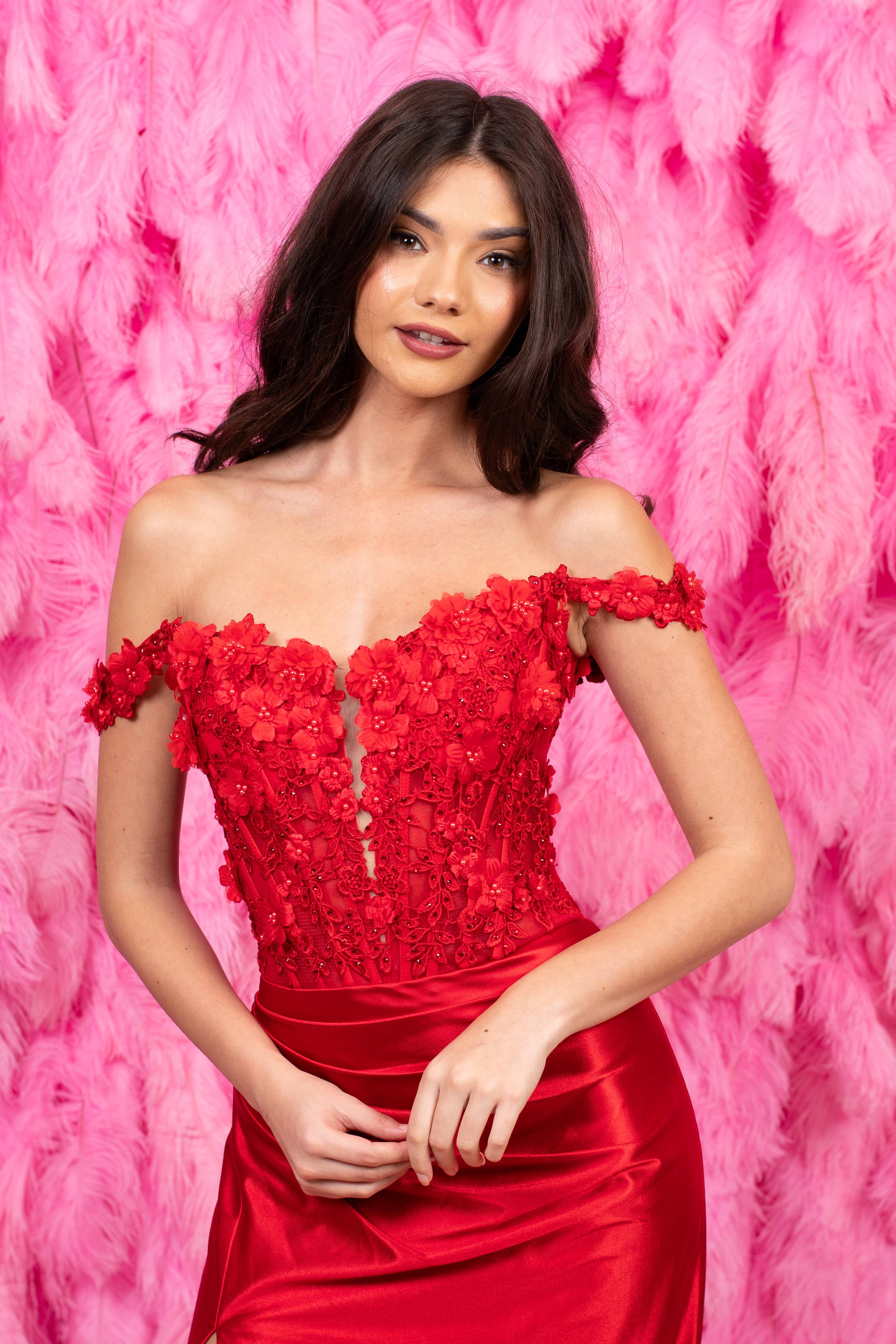 Rosso Demi Red in vendita all'ingrosso su Faire5