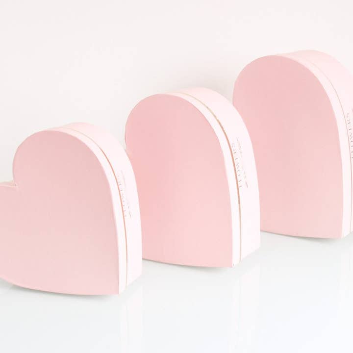 Elegant Design Supply - Vente Coffrets cadeaux - Boîte cadeau en forme de cœur avec fleurs3