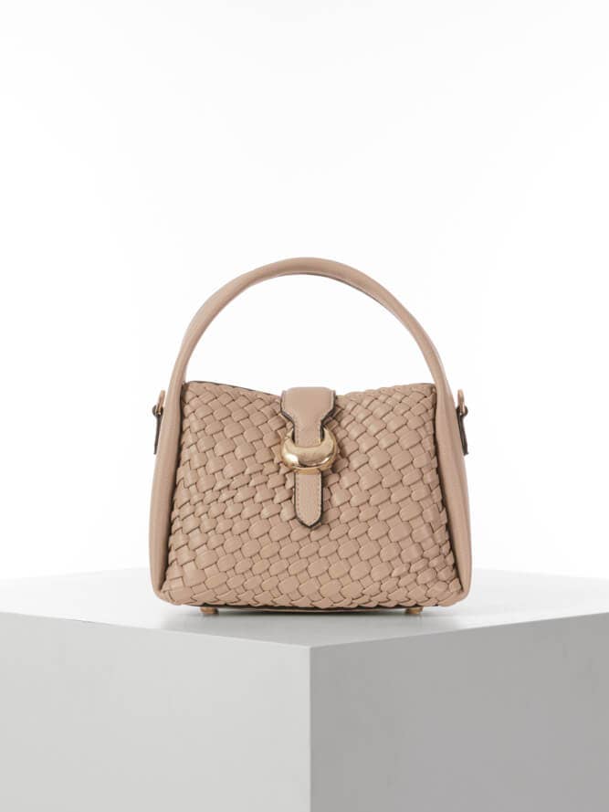Maggie Sac Bandoulière Tressé Champignon pour la vente par Luella Grey London