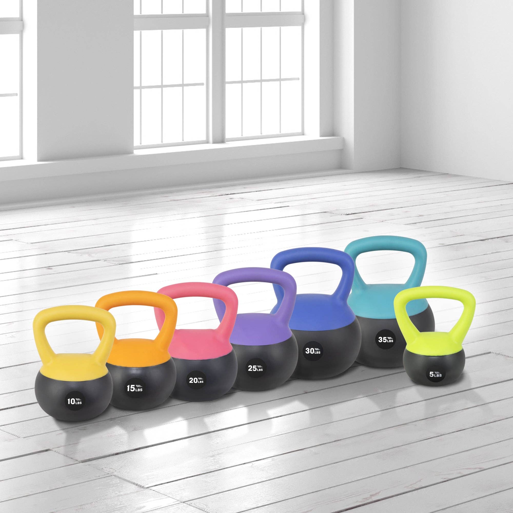 Nonzero Gravity – wholesale Träningsutrustning – Set med 4 mjuka kettlebells i järnsand, 2,3–9 kg9