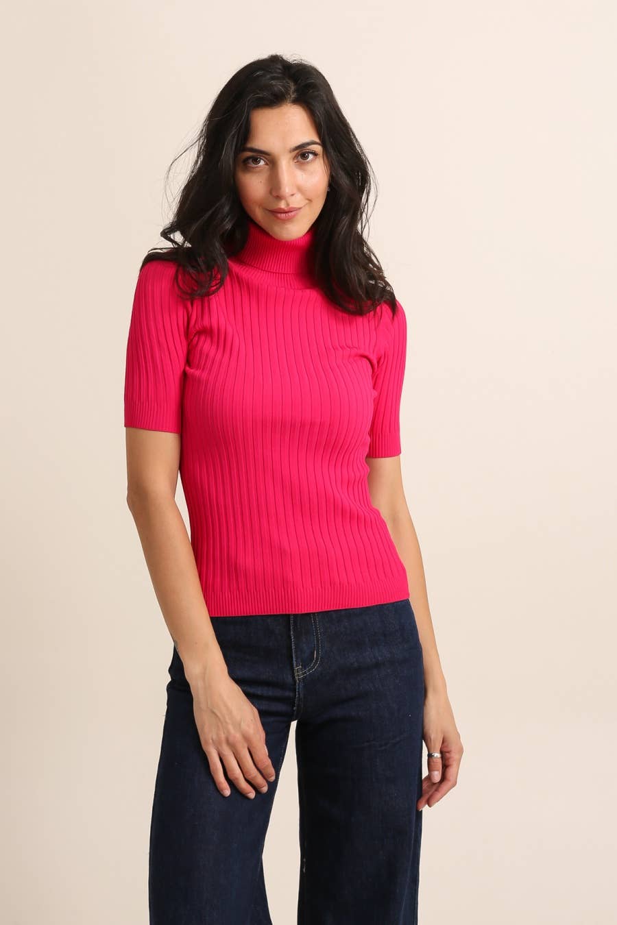 CHOKLATE PARIS – wholesale Stickad topp - Dam – Kortärmad polotröja i ribbstickning - 0512113