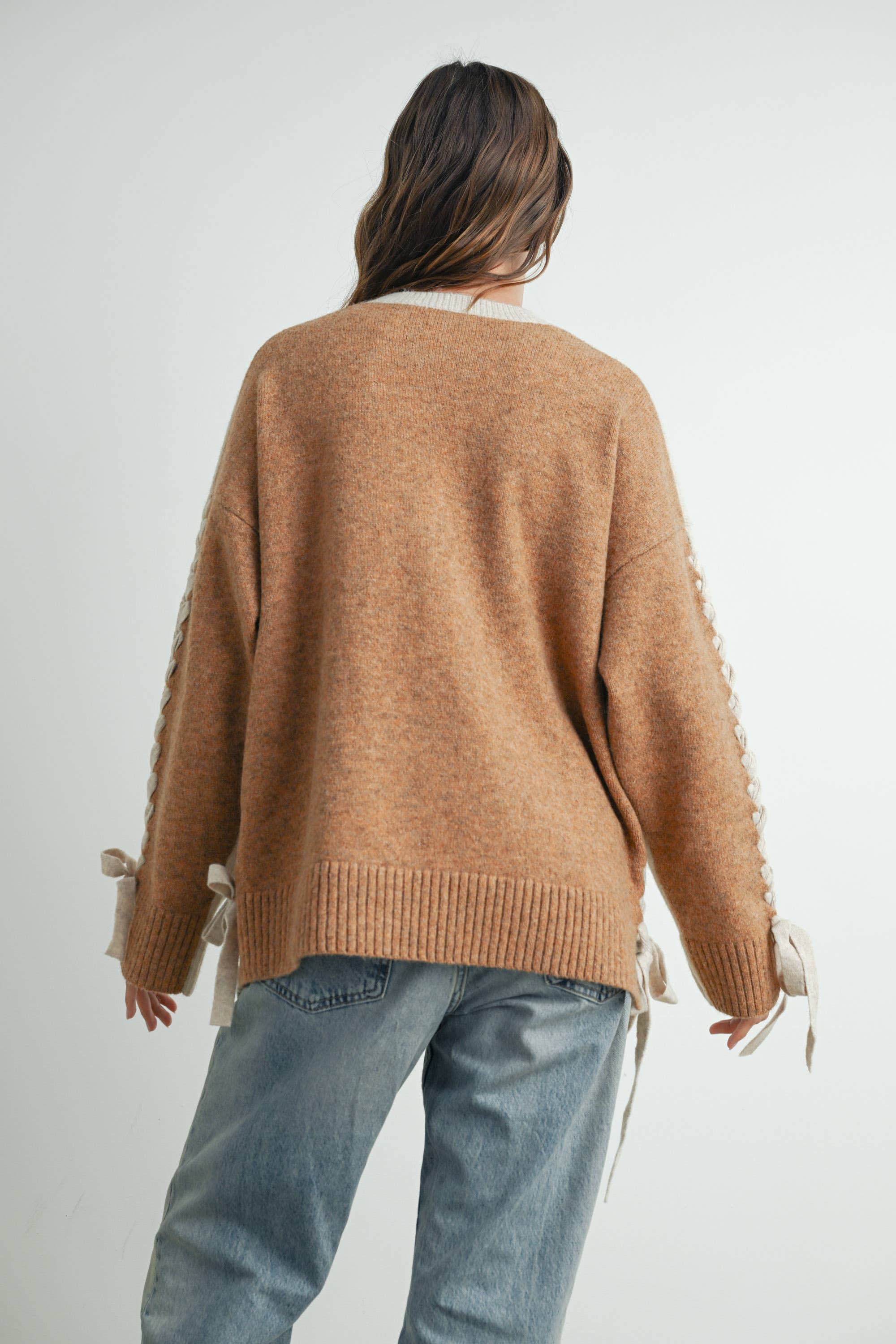 BUTTERMELON - Wholesale Knit Sweater - Women's - Crew Neck Long Sleeve Pullover Sweater - BMW758717