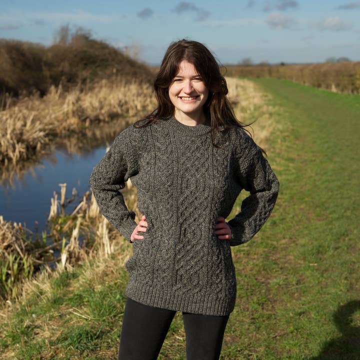 Mars Knitwear - Wholesale Knit Sweater - Unisex - British Wool Aran Cable Jumper - Grey Tweed