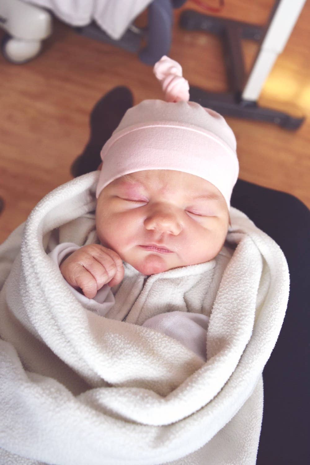 Macie & Me - Wholesale Newborn/Knit Hat - Baby - Morning Sunrise Knotted Baby Hat2