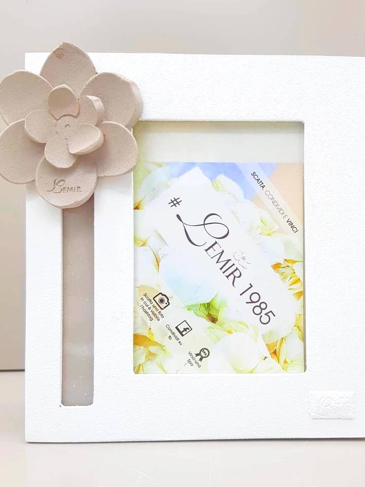 Cadre photo - Faveurs de mariage et idées cadeaux pour la vente par Lemir