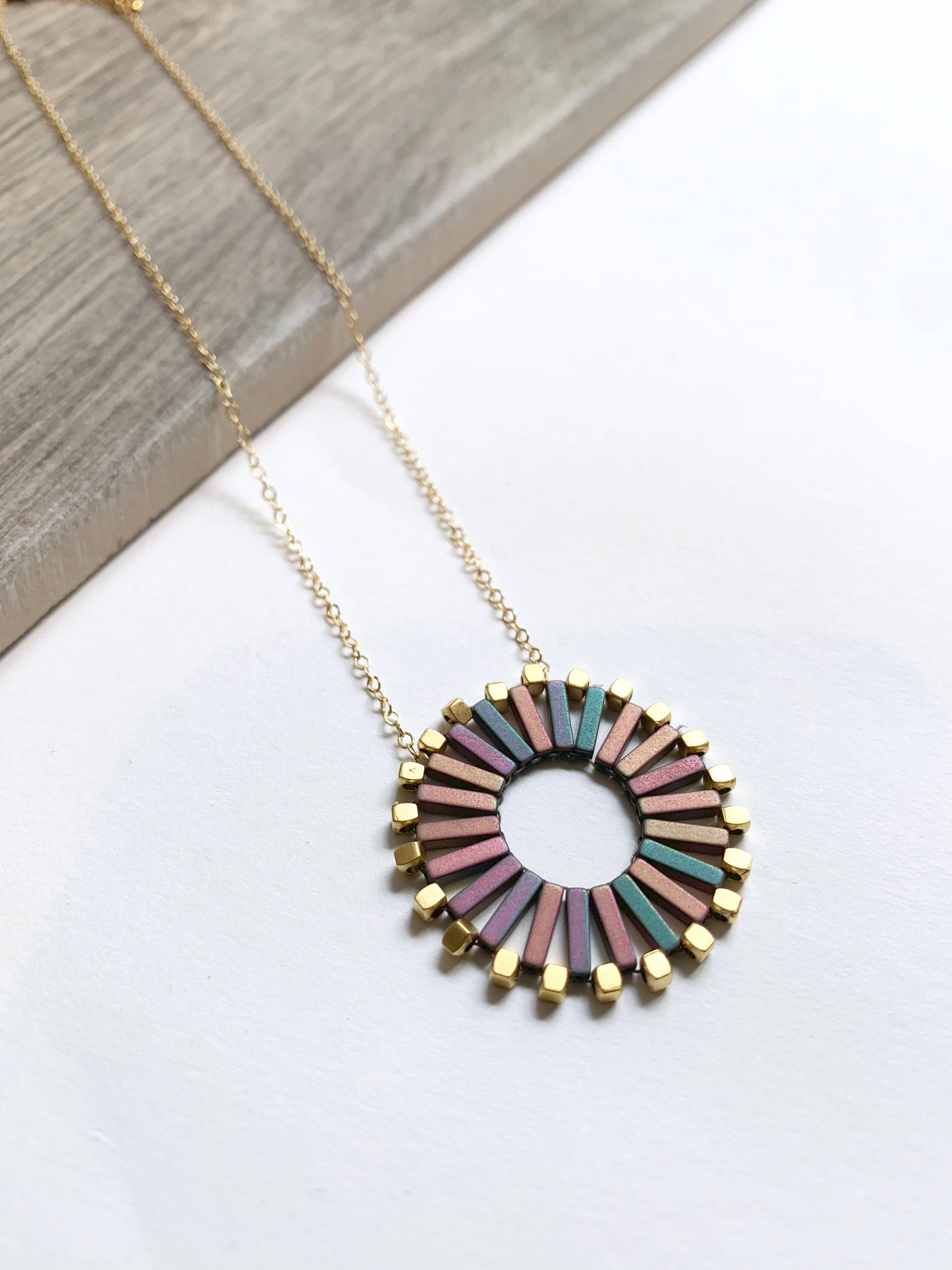 Trecy Bleich – wholesale Hänge-/berlockhalsband – Pinwheel Halsband8