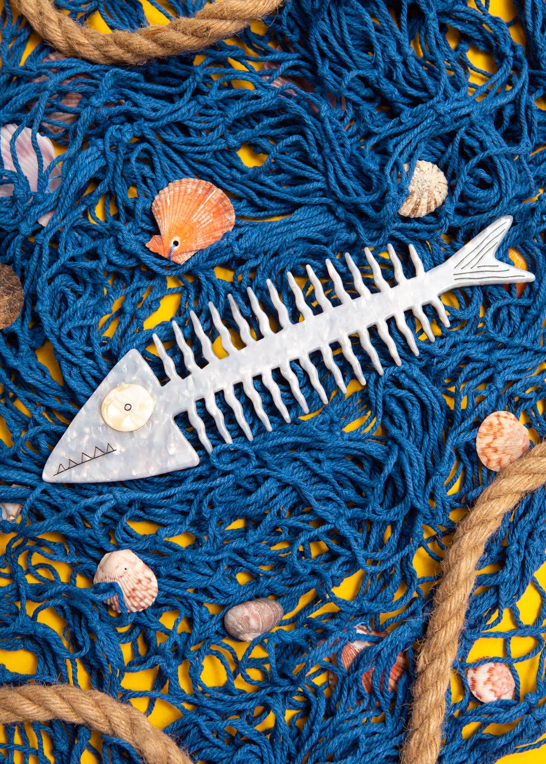 gentle thrills - Wholesale Hair Brush/Comb - fish comb2