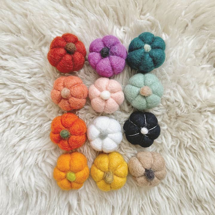 Sheep Farm Felt - Vente Décorations de table - Felt Pumpkins | Mélangez et associez votre potiron10