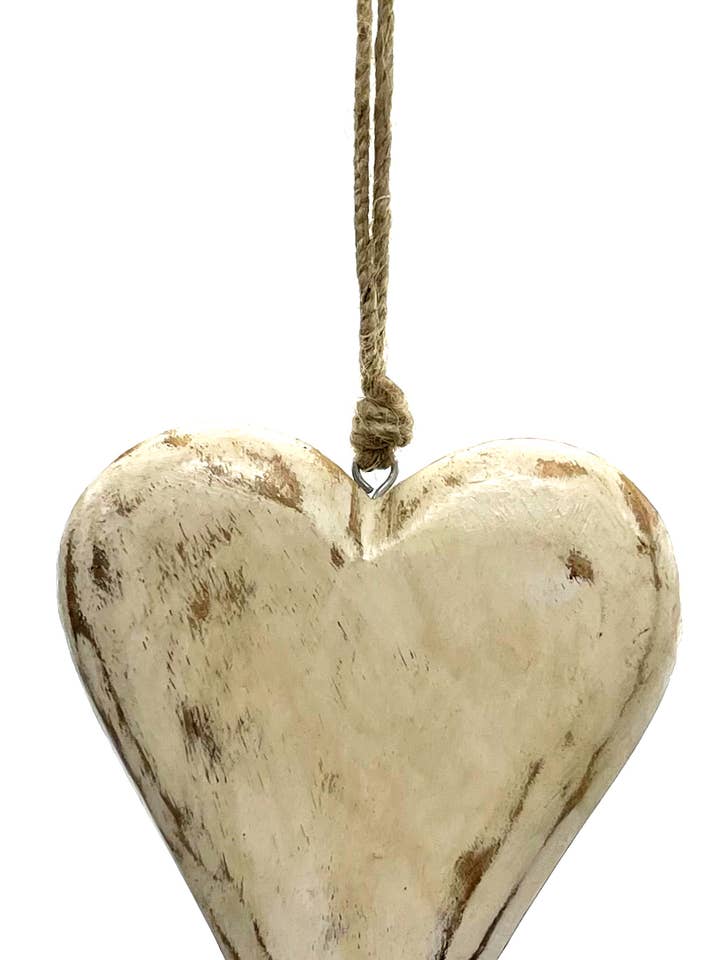 Cœur en bois de manguier, blanc vintage, 6 po pour la vente par Jafsons International