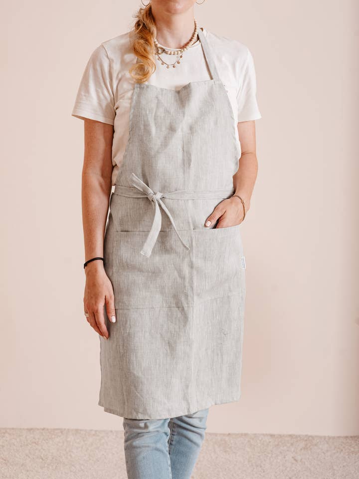 Linnedforklæde i forskellige farver for engroshandel hos LinenQ