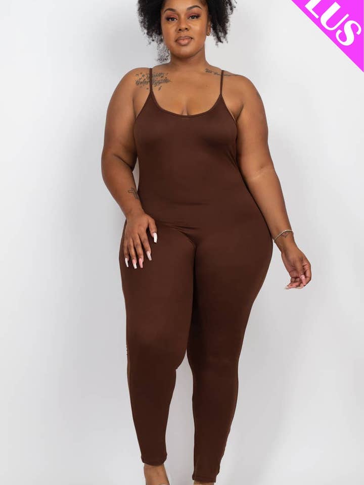 Combinaison moulante unie grande taille pour la vente par Exclusively Yourz