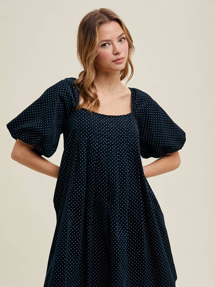 POLKA PRIKKER PLISSERET MINI KJOLE for engroshandel hos Wishlist Apparel