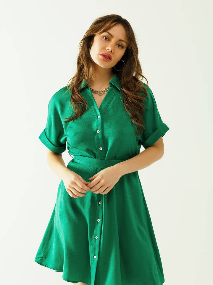 Relaxte mini-jurk met riem en knoopsluiting aan de voorkant voor wholesale door Q2—All Orders:Free Duties for the US,UK,and Canada