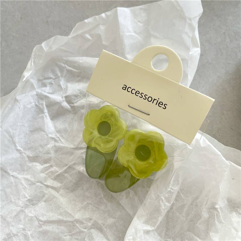 Tourtiwi - Wholesale Hair Clip - Kids - Two-Pack of Cute Colorful Flower Duckbill Clips2