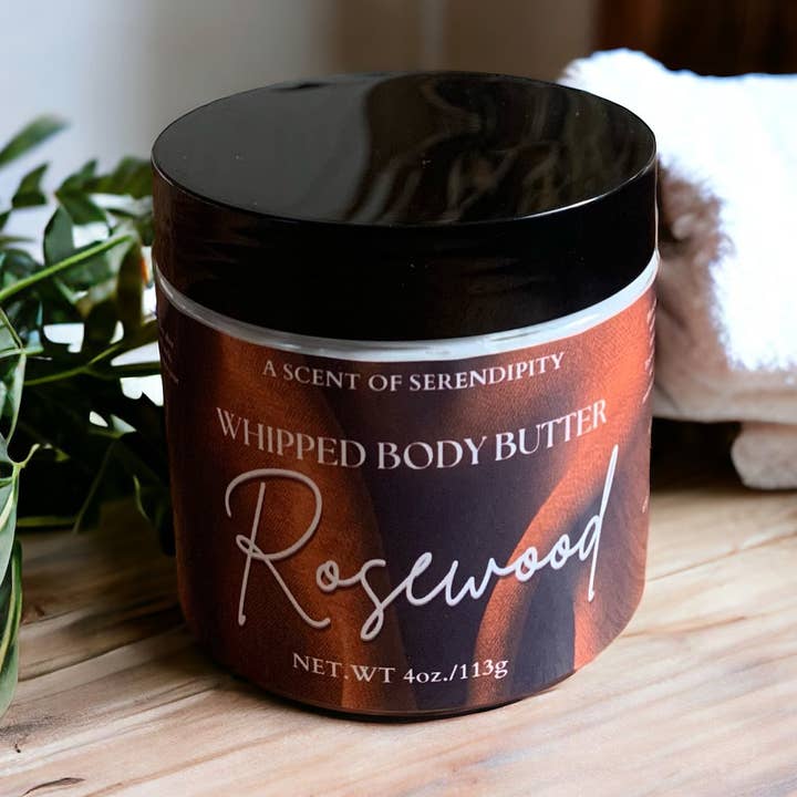 Beurre corporel fouetté Rosewood (unisexe) pour la vente par A Scent Of Serendipity