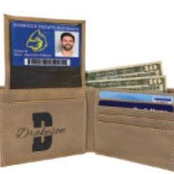 Cartera de piel sintética con doble pliegue Monogram para venta al por mayor de D&P Woodworks and Engravings, LLC