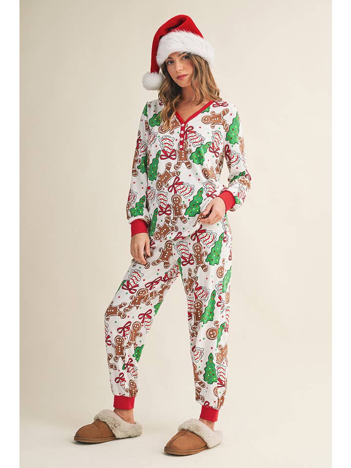 White Christmas Printed Pullover & Pants 2pcs Set | S-XL  for wholesale on Faire8