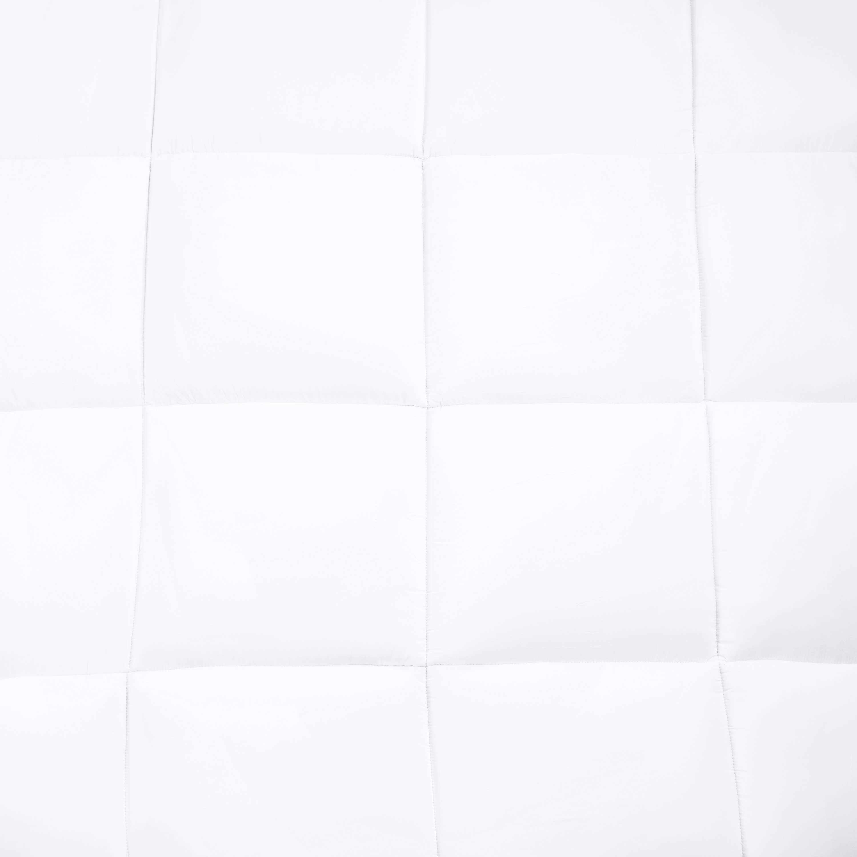 White Luxury Ultra Plush Mattress Topper for wholesale on Faire3