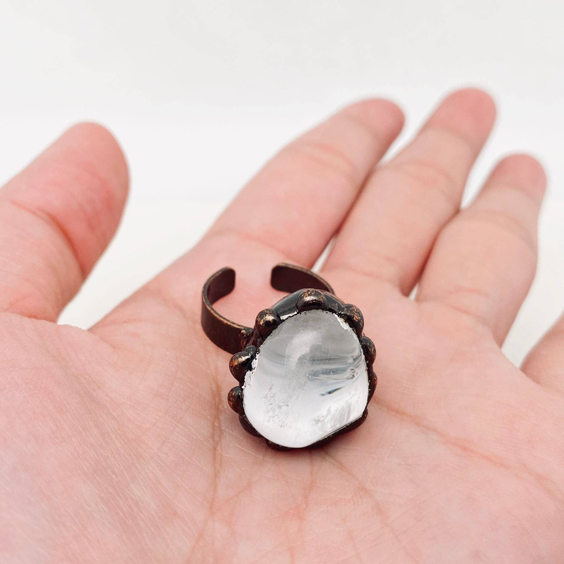 Mio Queena - Vente Bague de cocktail/de cérémonie - Bague réglable vintage en pierre naturelle et cristal amorphe - CS3