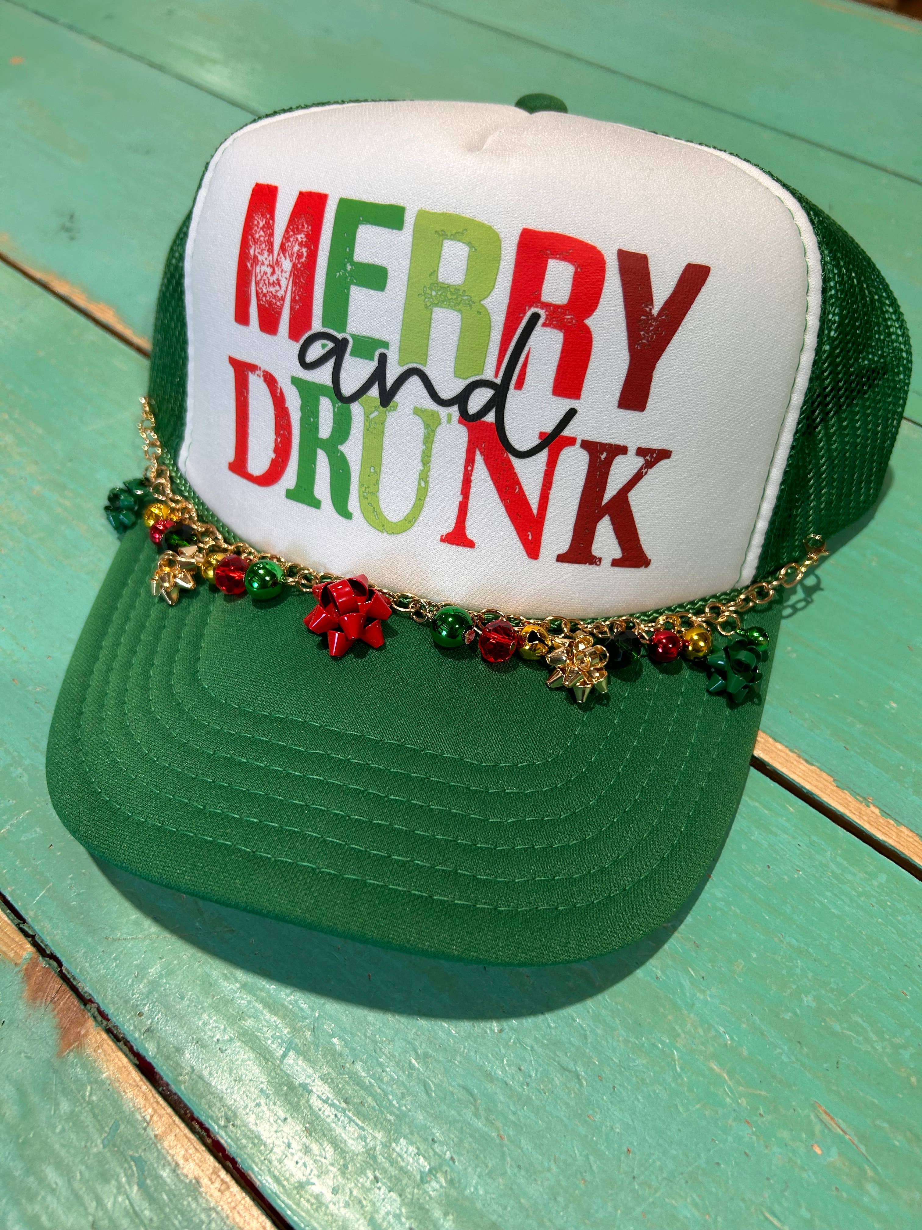 Vibes Hat Company - Wholesale Hat Accessory - Women's - Christmas Bow Trucker Chain | Hat Jewelry|  Santa Chain1