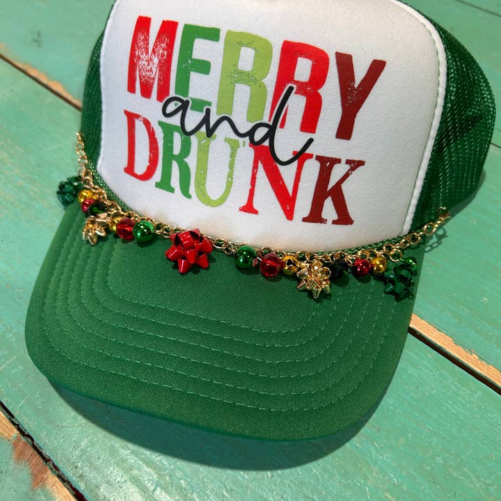 Vibes Hat Company - Wholesale Hat Accessory - Women's - Christmas Bow Trucker Chain | Hat Jewelry| Santa Chain1