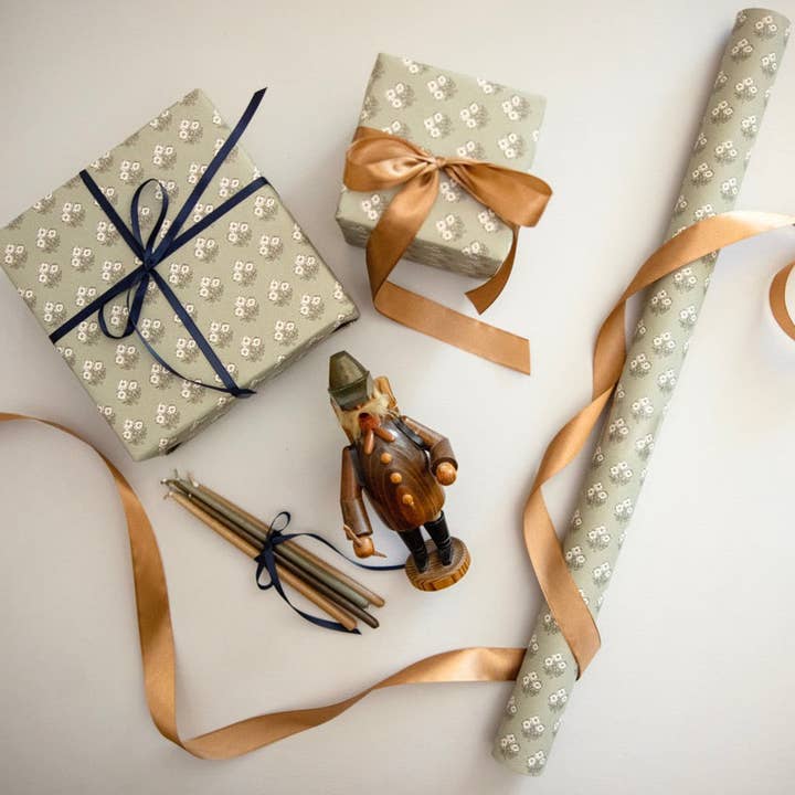 Parcel Paper - Wholesale Ribbon - Gift Wrapping - 'Chestnut' satin ribbon