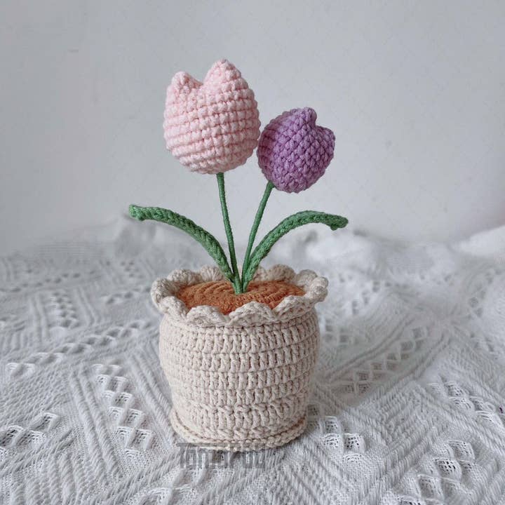 TOMOPOD LLC - Wholesale Decorative Tabletop Object - Crochet Tulip Flower Pot, Knitted Flowers, Home Office Decor