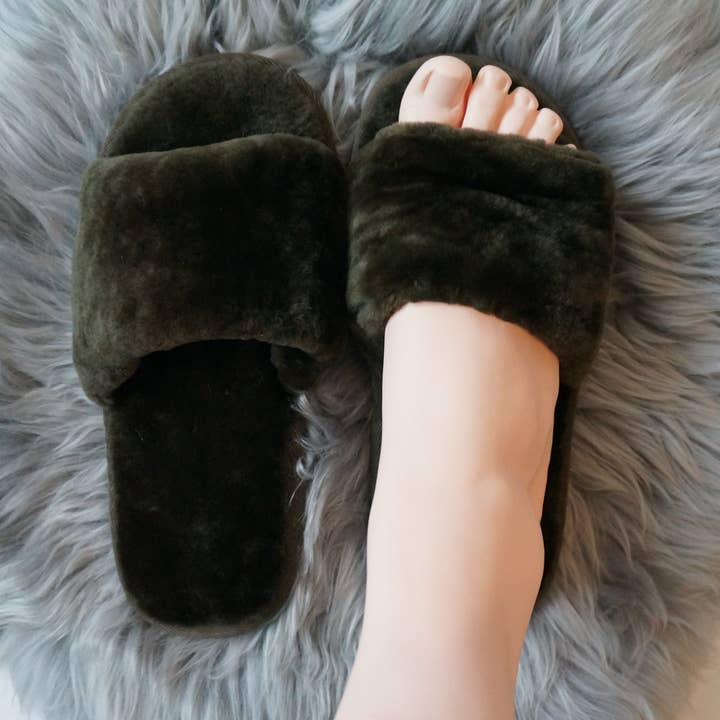 SHEEPSKIN ELITE - Wholesale Slippers - Women's - Sheared Sheepskin Slippers - Dark Green (Women's Sizing)6
