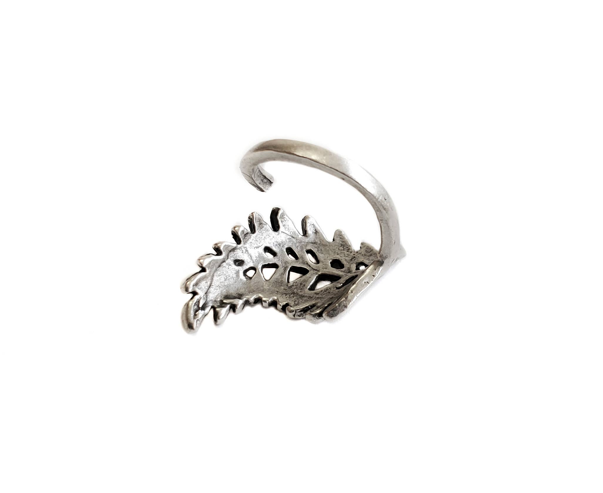 Chanour - Wholesale Cocktail/Statement Ring - Handmade Leaf Brass Ring In Silver Plated - ZRC-0143