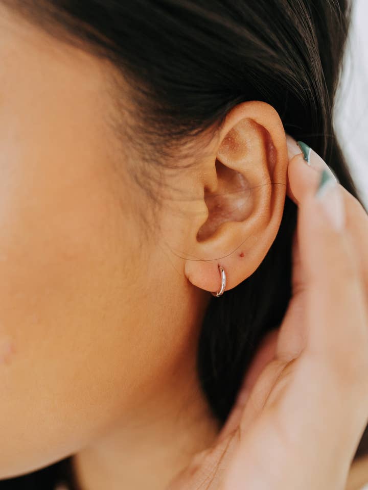 Clicker Huggies - Sterling Silver for wholesale by Sydney Rose Co.