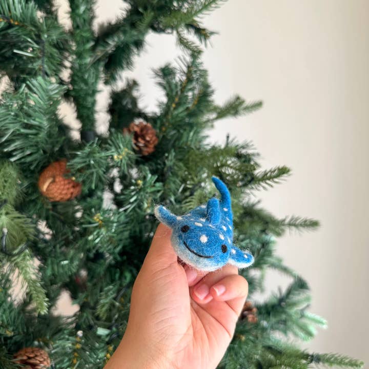 Ganapati - Wholesale Finger Puppet - Kids & Baby - Finger Puppet: Whale Shark3