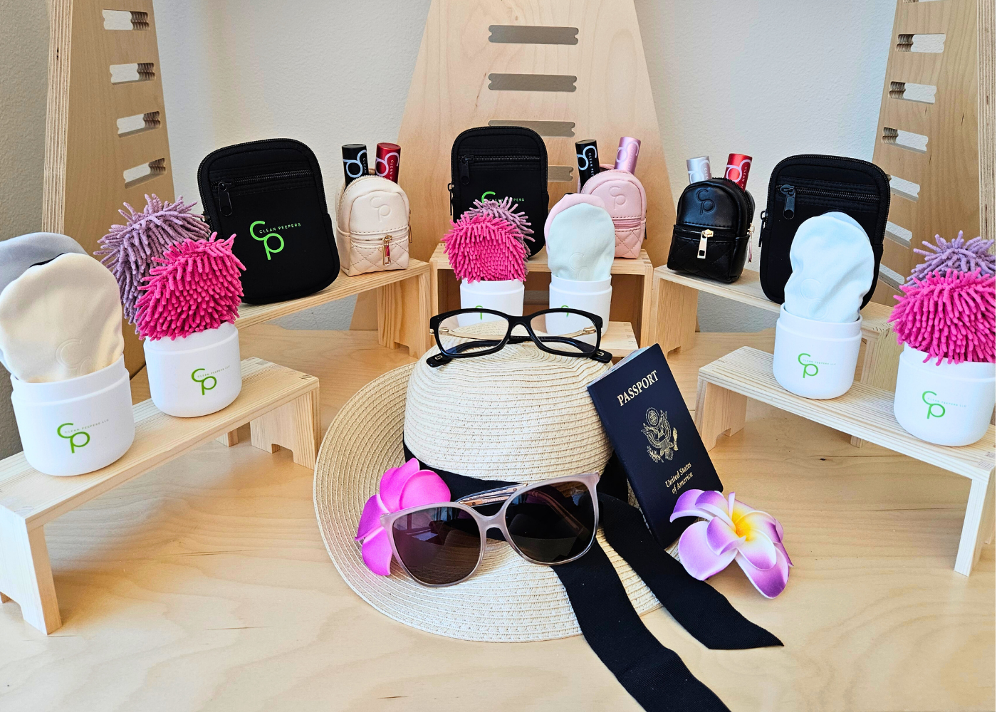 Clean Peepers - Wholesale Eyewear Cases & Holders - Women's - CP Eyeglass Essentials Kit5