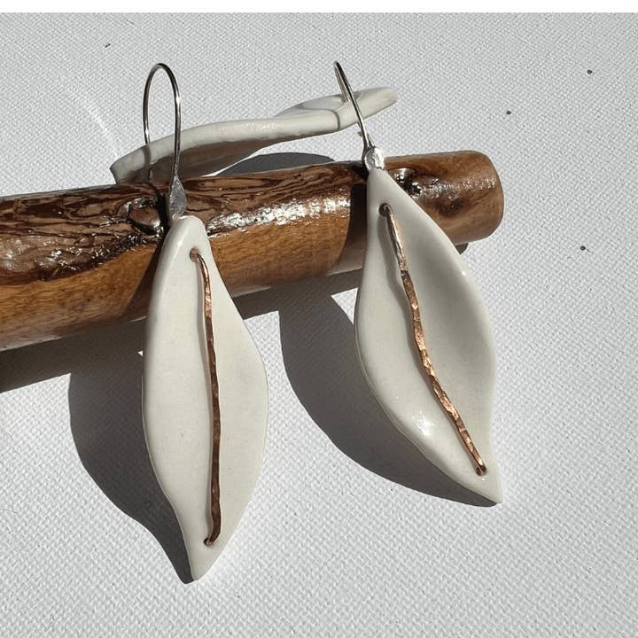 Foglia in porcellana con rame per la vendita all'ingrosso da parte di Fields and Seas