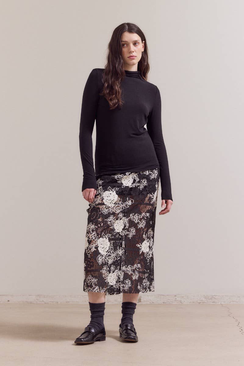 Grade & Gather - Vente Haut en maille – femme - 42036 - HAUT EN JERSEY AJUSTÉ À COL MONTANT1