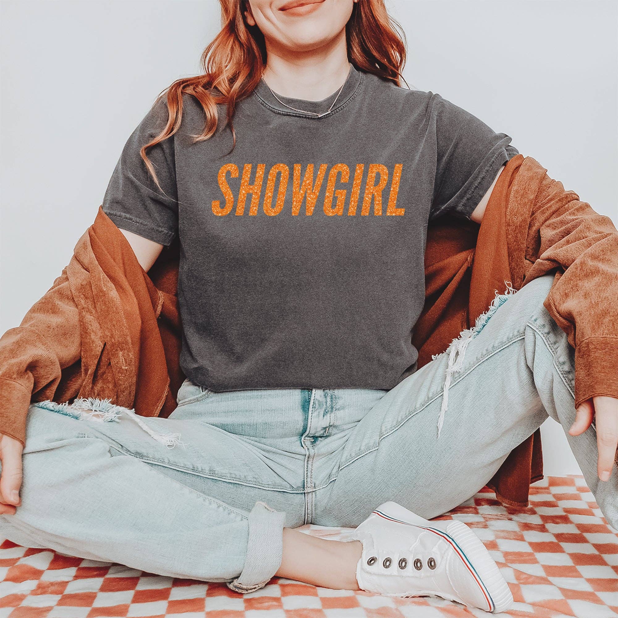 Expression Tees - Vente T-shirt sérigraphié – femme - T-shirt unisexe vintage doux à paillettes orange Showgirl36