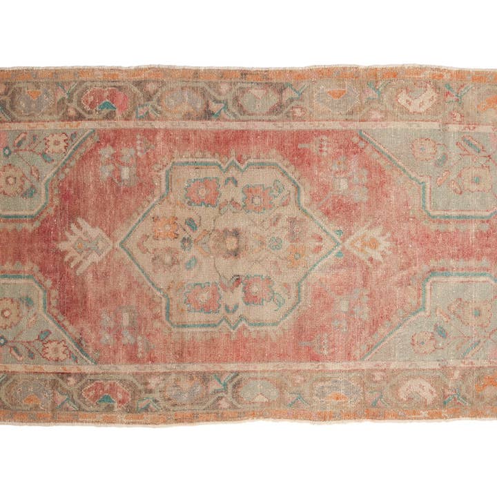 Tapis Oushak Vintage 3,5x6,5 - Rouge Cochenille Fané pour la vente par Old New House