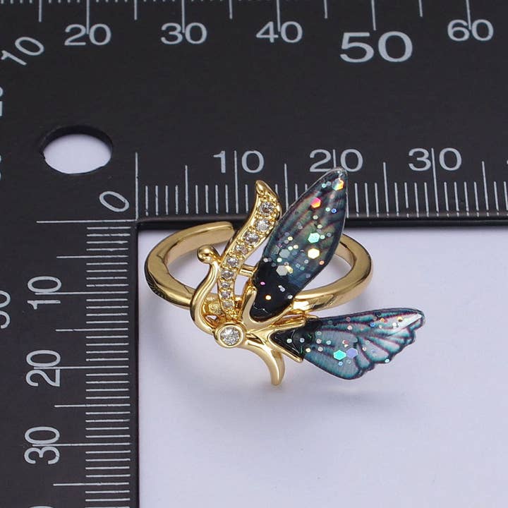 Aim Eternal - Vendita all'ingrosso Anelli multipietra - Elegante anello in oro con farfalla con antenna Micro Pave fucsia/blu6