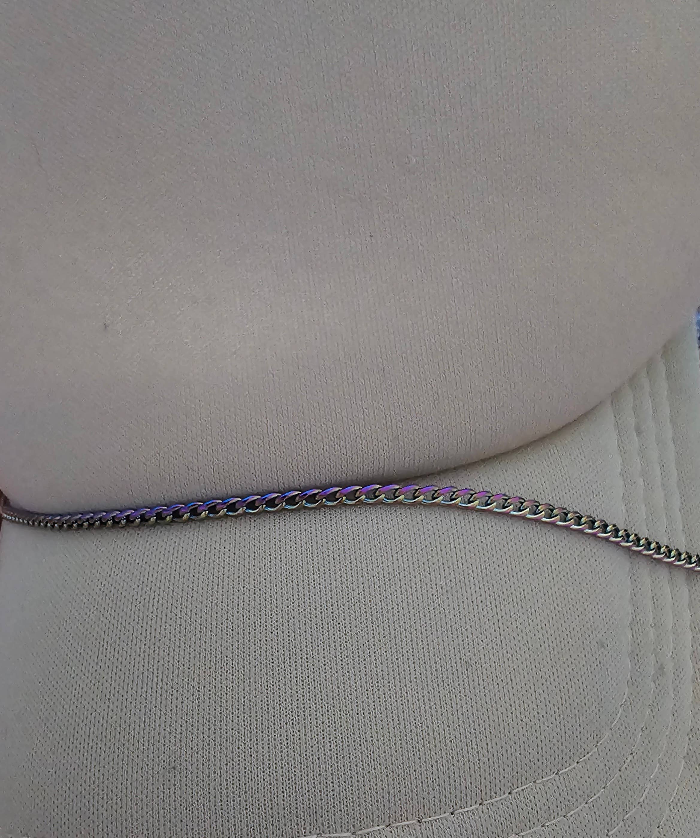 Ocoee Street Boutique – Großhandel Hutzubehör – Damen – Metallische Trucker-Hutkette1