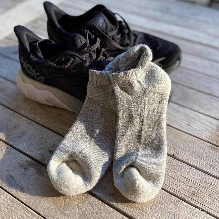 Samantha Holmes Alpaca Clothing and Gifts - Wholesale Socks - Women's - Performance Alpaca Running Socks